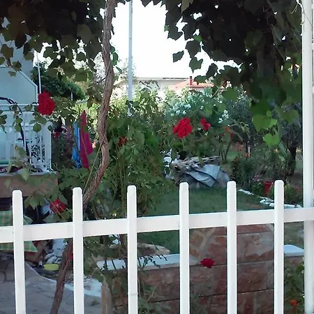 Noula Rooms Makrygialos Exterior photo